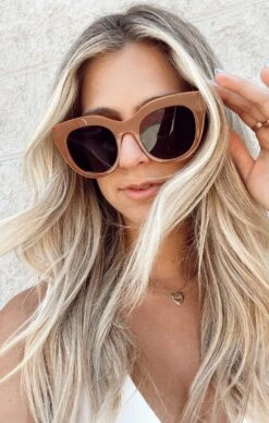 Show Me Your Mumu LeSpecs Air Heart Sunglasses ~ Caramel