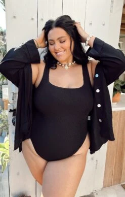 Show Me Your Mumu Johns Button Down Shirt ~ Black Linen -Show Me Your Mumu 5528D1F3 970E 4E53 85A6 D609C6AF3697