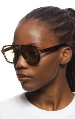 Show Me Your Mumu Aire Whirlpool Sunglasses ~ Dark Tort -Show Me Your Mumu AIR2342200 10WHIRLPOOL