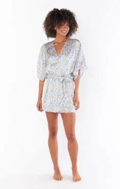 Show Me Your Mumu First Look Robe ~ Charming Rose Luxe Satin 13 Show Me Your Mumu First Look Robe ~ Charming Rose Luxe Satin -Show Me Your Mumu BS3 5316 CR62 01 ce551bfb b768 4531 b1e7 d26b789ab339