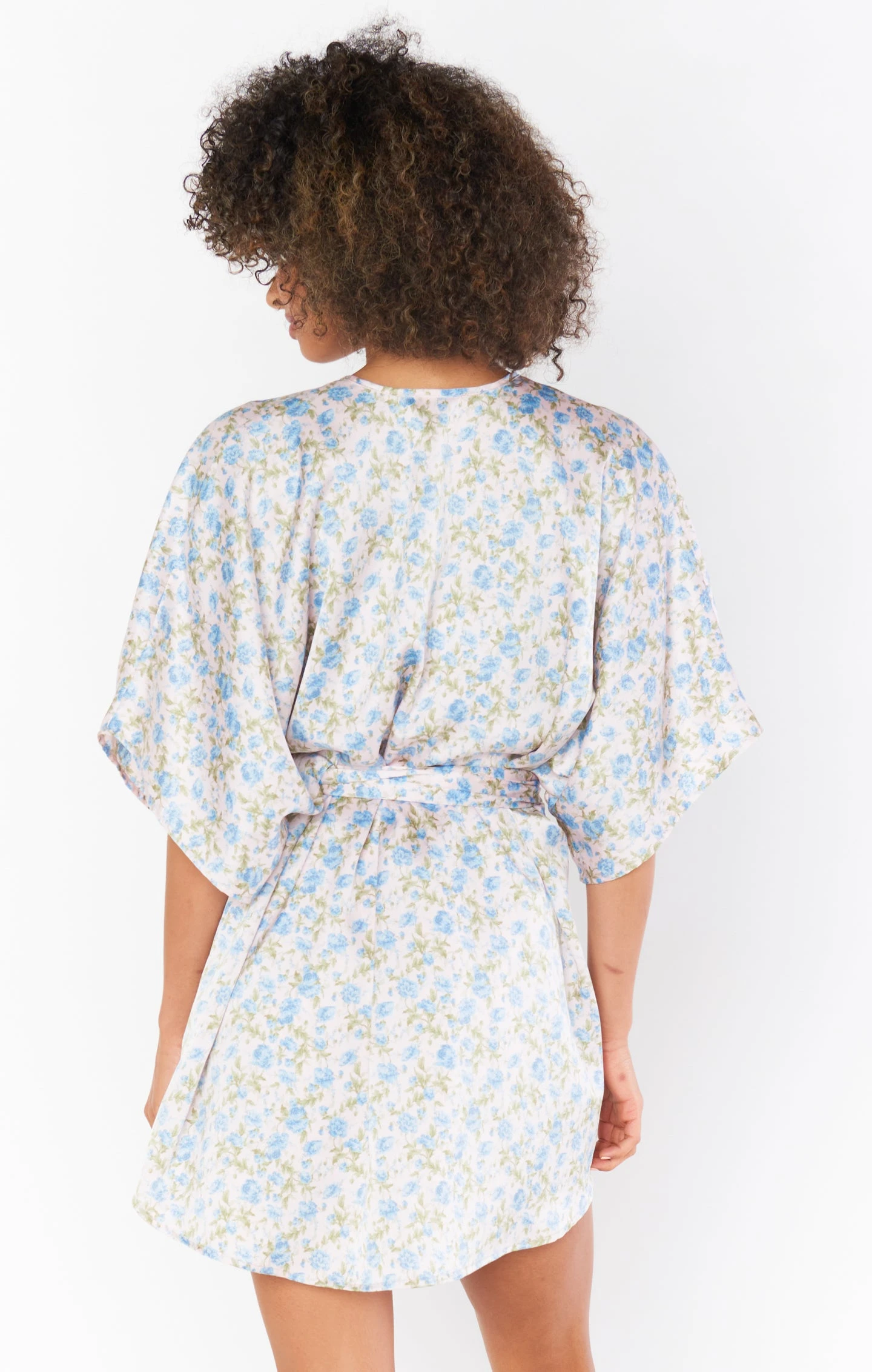 Show Me Your Mumu First Look Robe ~ Charming Rose Luxe Satin 5 Show Me Your Mumu First Look Robe ~ Charming Rose Luxe Satin - Image 3