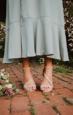 Show Me Your Mumu Diverse Style Crossover Strap Heel ~ Cashew -Show Me Your Mumu DSC 0389