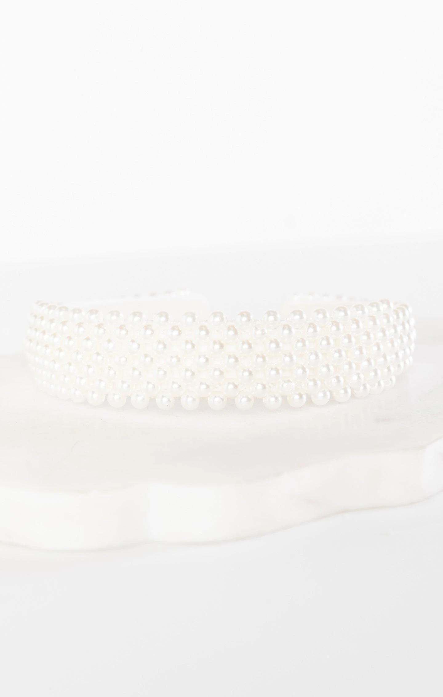 Show Me Your Mumu Rosaria Pearl Headband ~ White 6 Show Me Your Mumu Rosaria Pearl Headband ~ White - Image 4