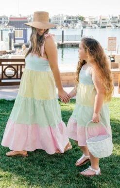 Show Me Your Mumu Lack Of Color The Inca Bucket Hat Wide ~ Tan -Show Me Your Mumu DSC 7710 f0859280 4c07 42ae 84b1 d4301cc93457