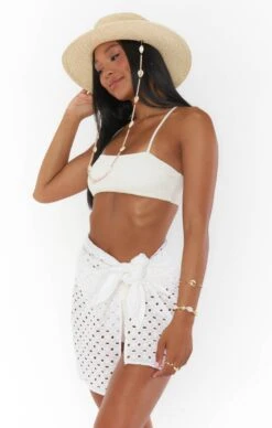 Show Me Your Mumu Leyla Sarong ~ White Eyelet -Show Me Your Mumu FSCM3 108 EW17 04