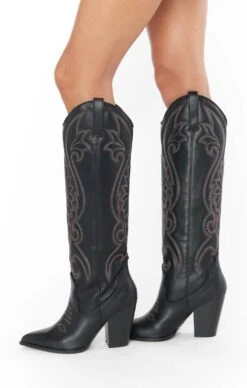 Show Me Your Mumu Steve Madden Lasso Western Boot ~ Black -Show Me Your Mumu FSHF8 002 28BL 03