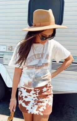 Show Me Your Mumu Cooper Tee ~ Country Road Graphic -Show Me Your Mumu IMG 2089