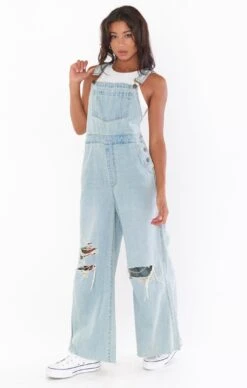 Show Me Your Mumu Trenton Overalls ~ Faded Indigo 9 Show Me Your Mumu Trenton Overalls ~ Faded Indigo -Show Me Your Mumu MDR2 591 FI07 01 1