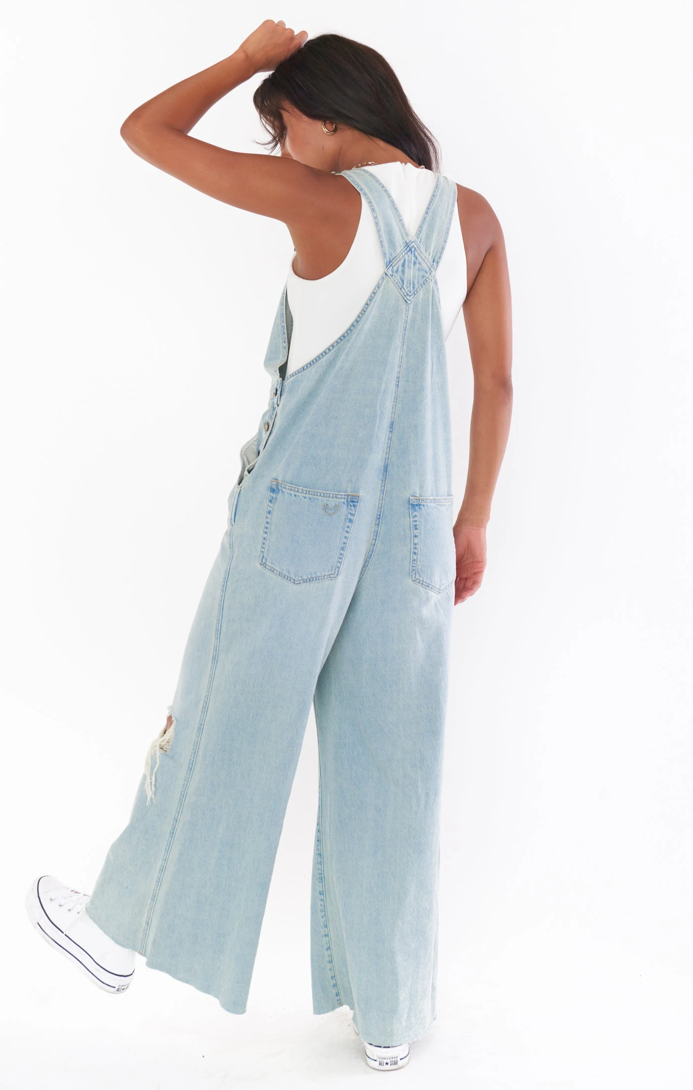 Show Me Your Mumu Trenton Overalls ~ Faded Indigo 5 Show Me Your Mumu Trenton Overalls ~ Faded Indigo - Image 3