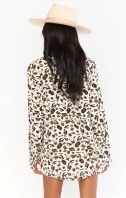 Show Me Your Mumu Marcella Shirt ~ Oasis Cheetah -Show Me Your Mumu MM1 1702 OC12 09