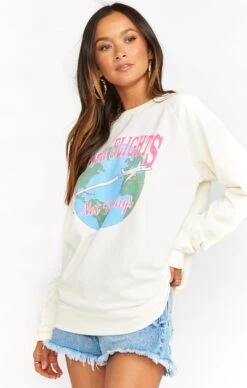 Show Me Your Mumu Vada Sweatshirt ~ Catch Flights Graphic 14 Show Me Your Mumu Vada Sweatshirt ~ Catch Flights Graphic -Show Me Your Mumu MS0 4164 CF19 03