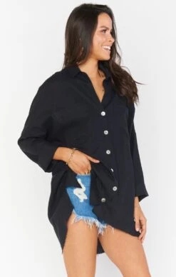 Show Me Your Mumu Johns Button Down Shirt ~ Black Linen -Show Me Your Mumu MS0 4235 BL56 02