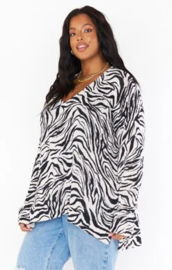Show Me Your Mumu Hug Me Sweater ~ Coconut Zebra Knit 13 Show Me Your Mumu Hug Me Sweater ~ Coconut Zebra Knit -Show Me Your Mumu MS1 4571 CO68 01 2