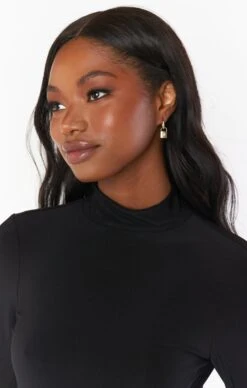 Show Me Your Mumu ALV Jewels Starburst Lock Huggies ~ 16K Gold Plated -Show Me Your Mumu SU22 toriliv 9.1373308