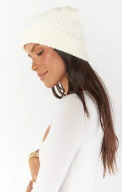 Show Me Your Mumu Alfie Beanie ~ Ivory 7 Show Me Your Mumu Alfie Beanie ~ Ivory -Show Me Your Mumu SU23 emilybri 9.6177861
