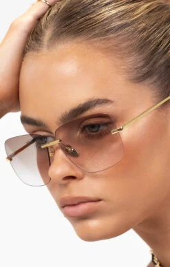 Show Me Your Mumu Banbè Eyewear The Tyra Sunglasses ~ Gold/Taupe -Show Me Your Mumu THE TYRA GOLD TAUPEFADE 2