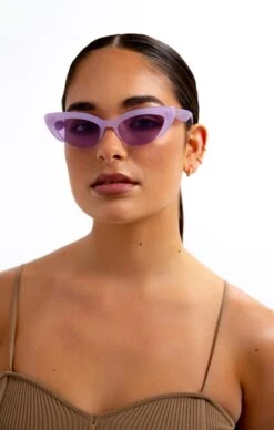 Show Me Your Mumu Banbè Eyewear The Ambrosio Sunglasses ~ Lilac 14 Show Me Your Mumu Banbè Eyewear The Ambrosio Sunglasses ~ Lilac -Show Me Your Mumu THEAMBROSIO LILAC