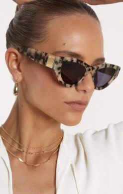 Show Me Your Mumu Banbè Eyewear The Carla Sunglasses ~ Blonde Tort