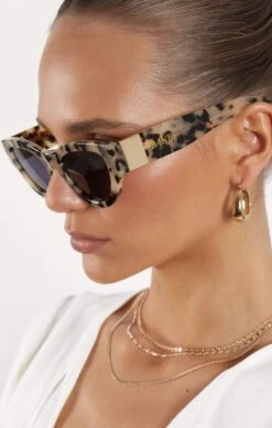 Show Me Your Mumu Banbè Eyewear The Carla Sunglasses ~ Blonde Tort -Show Me Your Mumu THECARLA BLONDETORT JET3