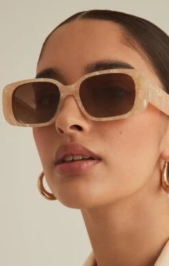 Show Me Your Mumu Banbè Eyewear The Heatherton Sunglasses ~ Pearl Tort -Show Me Your Mumu THEHEATHERTON PEARLTORT AMBERFADE