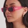 Show Me Your Mumu Banbè Eyewear The Kylie Sunglasses ~ Fuchsia -Show Me Your Mumu THEKYLIE FUCHSIA BLACK2