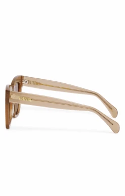 Show Me Your Mumu Banbè Eyewear The Teigen Sunglasses ~ Amber Fade -Show Me Your Mumu THETEIGEN AMBER AMBERFADE 2 1