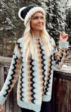 Show Me Your Mumu Comfy Sweater ~ Retro Wave Knit