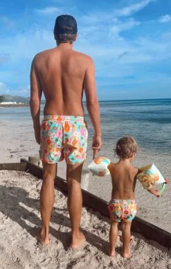 Show Me Your Mumu Man Mu Trunks ~ Flower Market