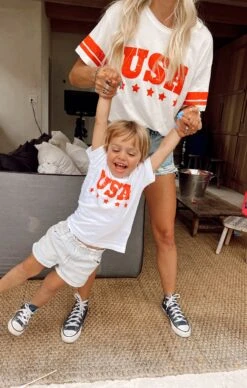 Show Me Your Mumu Wolfie Tee ~ USA Graphic -Show Me Your Mumu Tezza 8873