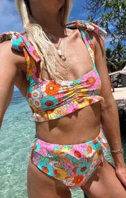 Show Me Your Mumu Regatta Ruffle Top ~ Flower Market -Show Me Your Mumu Tezza 98994