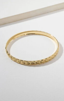 Show Me Your Mumu Vanessa Mooney The Finesse Bangle ~ Gold -Show Me Your Mumu abae1a0325006aea26691b6a3b2acf16
