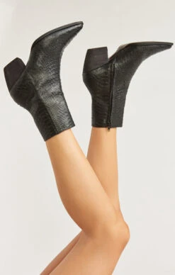 Show Me Your Mumu Matisse Caty Bootie ~ Black Snake -Show Me Your Mumu catybootie black 03