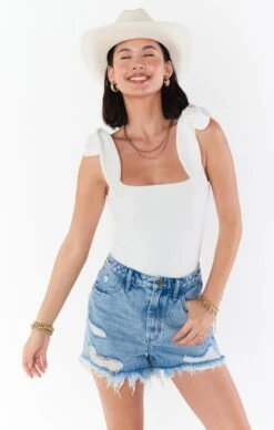 Show Me Your Mumu Kadi Cowboy Hat ~ White 16 Show Me Your Mumu Kadi Cowboy Hat ~ White -Show Me Your Mumu citrusingeorgia jasmine 2.2338358