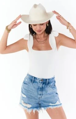 Show Me Your Mumu Kadi Cowboy Hat ~ White 17 Show Me Your Mumu Kadi Cowboy Hat ~ White -Show Me Your Mumu citrusingeorgia jasmine 2.2338359