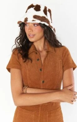 Show Me Your Mumu Cow Print Bucket Hat ~ Brown/White -Show Me Your Mumu fallreshoots courtney 8.211887