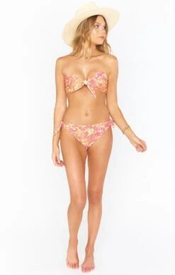 Show Me Your Mumu Oahu Tie Bralette ~ Pretty Poppy -Show Me Your Mumu finds jordyn 2.134430