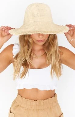 Show Me Your Mumu Elise Fray Bucket Hat ~ Natural 7 Show Me Your Mumu Elise Fray Bucket Hat ~ Natural -Show Me Your Mumu finds jordyn 2.135516