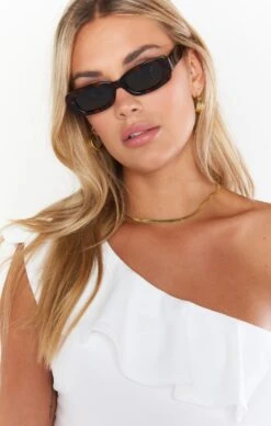 Show Me Your Mumu Banbè Eyewear The Bella Sunglasses ~ Brown Tort 10 Show Me Your Mumu Banbè Eyewear The Bella Sunglasses ~ Brown Tort -Show Me Your Mumu heathermcmahan judahanna 5.2459726 Edit