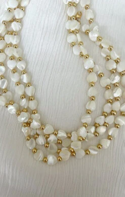 Show Me Your Mumu ALV Jewels Mother Of Pearl Heart Necklace ~ Ivory -Show Me Your Mumu image 900x a238b4b8 c4c6 411d 8780 cb562f0ce371