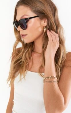 Show Me Your Mumu LeSpecs Armada Cat Eye Sunglasses ~ Black -Show Me Your Mumu jordyn reshoots 8.366355