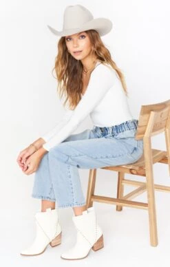 Show Me Your Mumu Zadie Cowboy Hat ~ Beige -Show Me Your Mumu jordyn reshoots 8.366609 65c8b16e 2e54 4ff9 b760 d9a5fa22687c