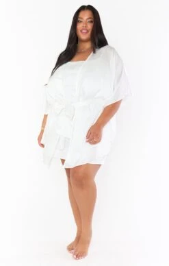 Show Me Your Mumu First Look Robe ~ Ivory Luxe Satin 25 Show Me Your Mumu First Look Robe ~ Ivory Luxe Satin -Show Me Your Mumu judahpaige 1.529729