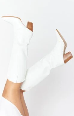 Show Me Your Mumu Billini Finley Cowboy Boot ~ White -Show Me Your Mumu lyndencourtney 1.253557