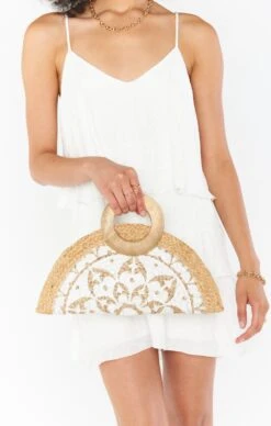 Show Me Your Mumu Nicola Straw Bag ~ Natural/White -Show Me Your Mumu reshoots savchantelle bridal emilylindsay 6.298271