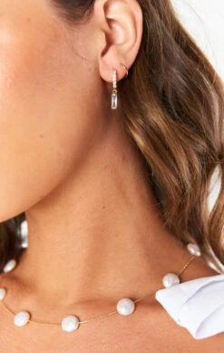 Show Me Your Mumu ALV Jewels Charlotte Huggie Earrings ~ Gold 9 Show Me Your Mumu ALV Jewels Charlotte Huggie Earrings ~ Gold -Show Me Your Mumu resortswim ellie 11.2925482