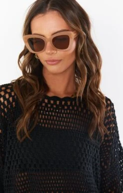 Show Me Your Mumu Banbè Eyewear The Bardot Sunglasses ~ Honey -Show Me Your Mumu resortswim ellie 11.2925623