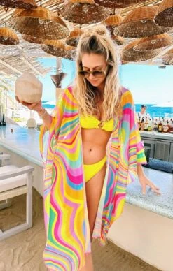 Show Me Your Mumu Universal Sarong ~ Tropical Tripper