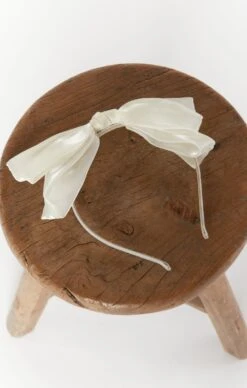Show Me Your Mumu Hair Bow Headband ~ Ivory -Show Me Your Mumu shadesofpinck 3.939697