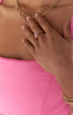 Show Me Your Mumu Vanessa Mooney The Romance Ring ~ Pink 18 Show Me Your Mumu Vanessa Mooney The Romance Ring ~ Pink -Show Me Your Mumu shadesofpinck 3.941334