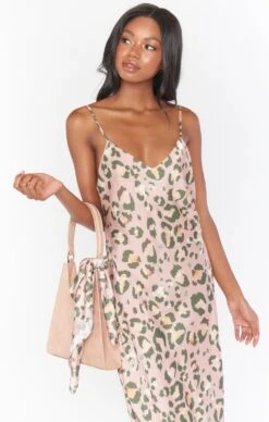 Show Me Your Mumu Georgia Bandana ~ Pink Cheetah Girl Silky -Show Me Your Mumu spring21 tori 8.712288